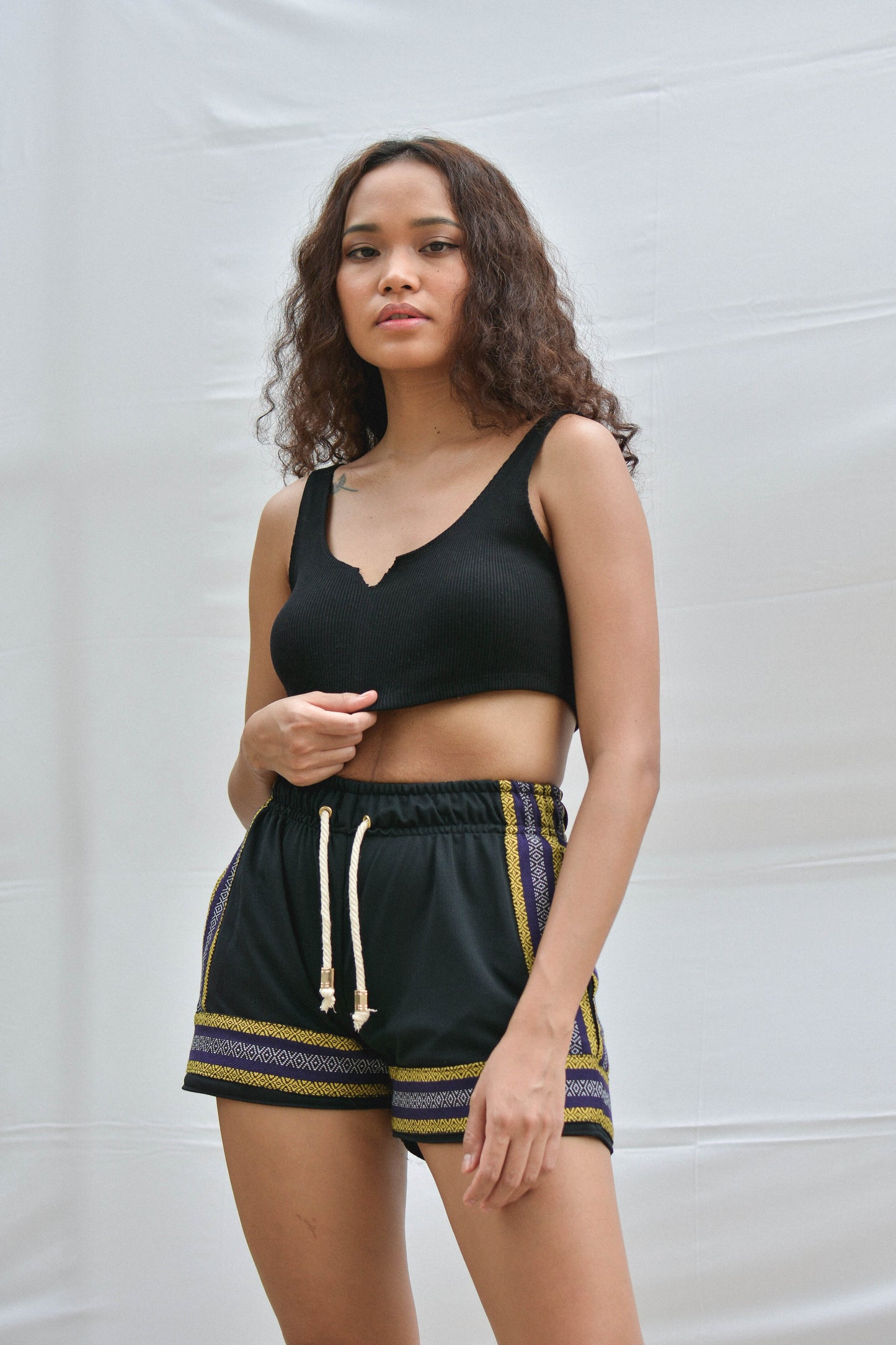 Notched Tank Top | Black