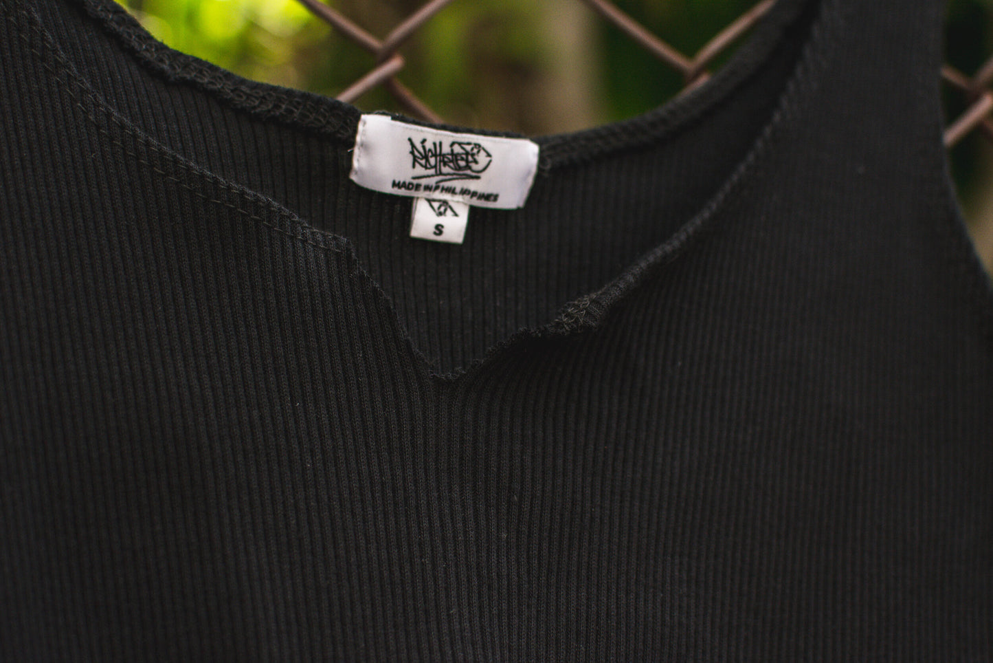 Notched Tank Top | Black